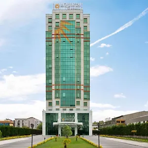 La Quinta By Wyndham Gunesli Hotel Istanbul