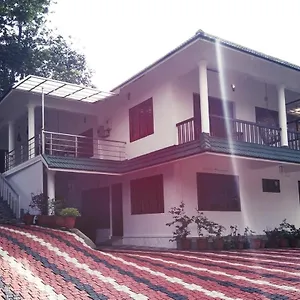 Hill Mist Guest house Thekkady